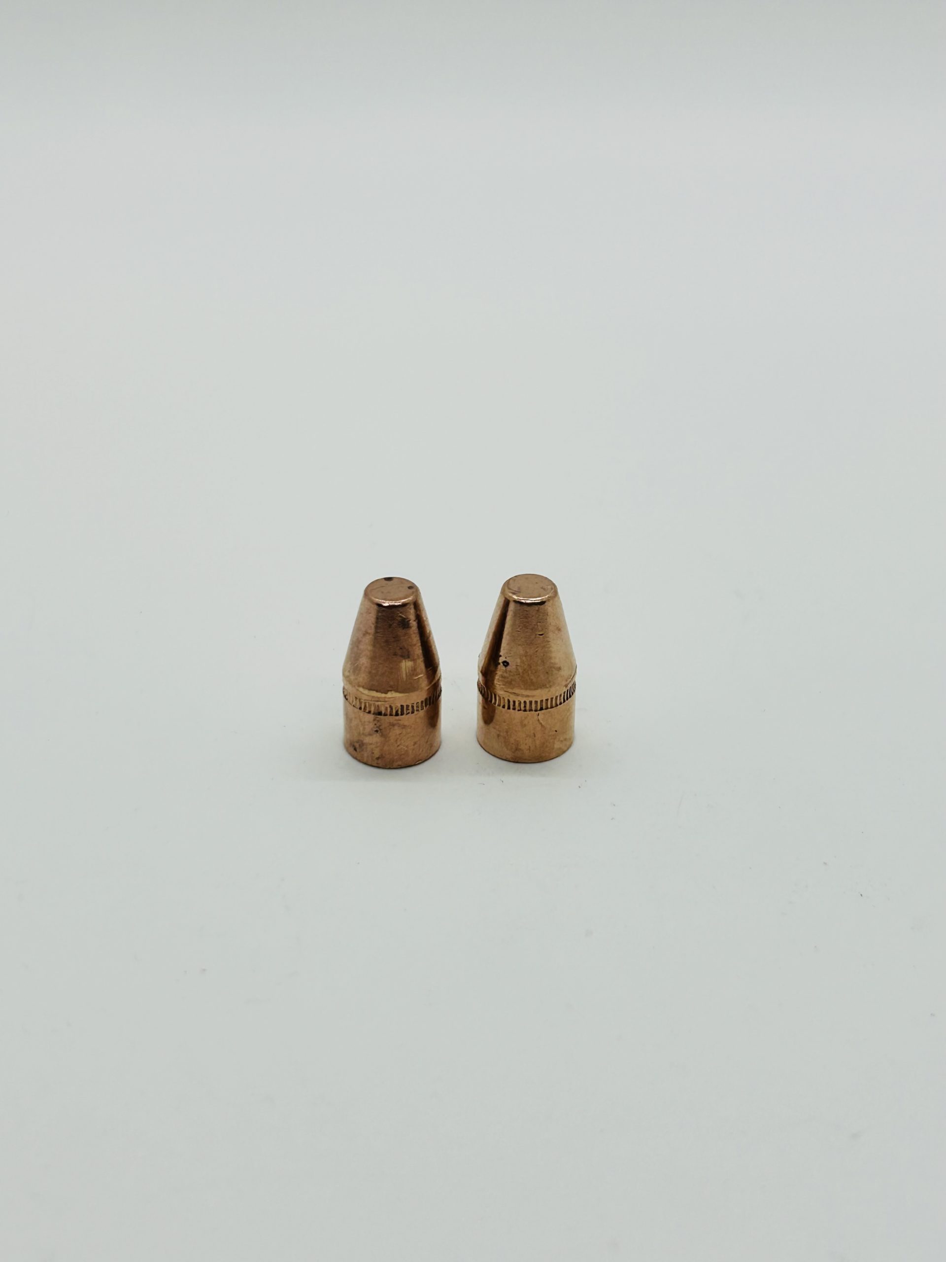 .355 135 Grain Full Metal Jacket Truncated Cone Flat Point with Cannelure Pull Down projectiles. 550 pack