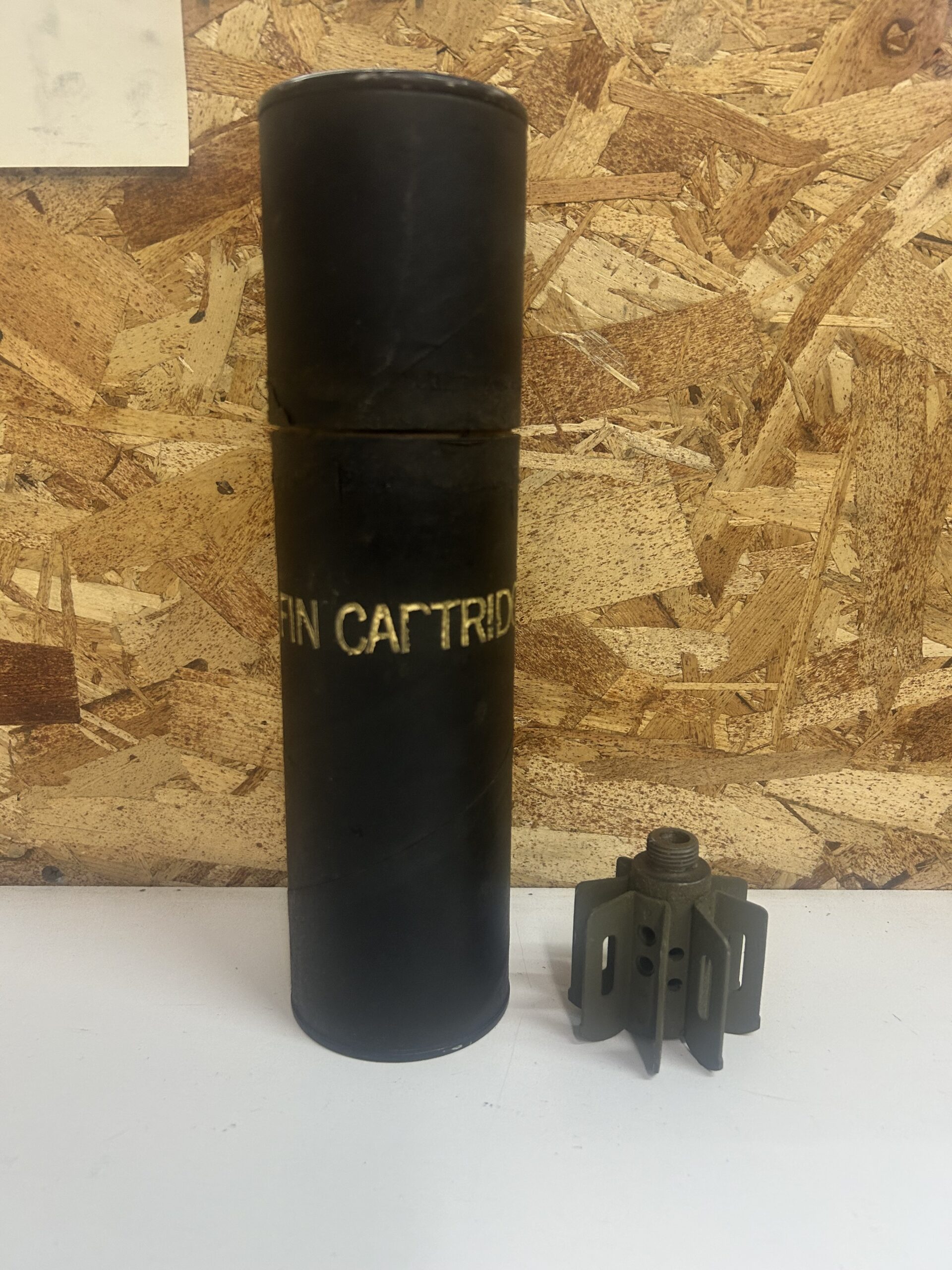 60mm Set of 3 Tail Fins with Cardboard Storage Container.