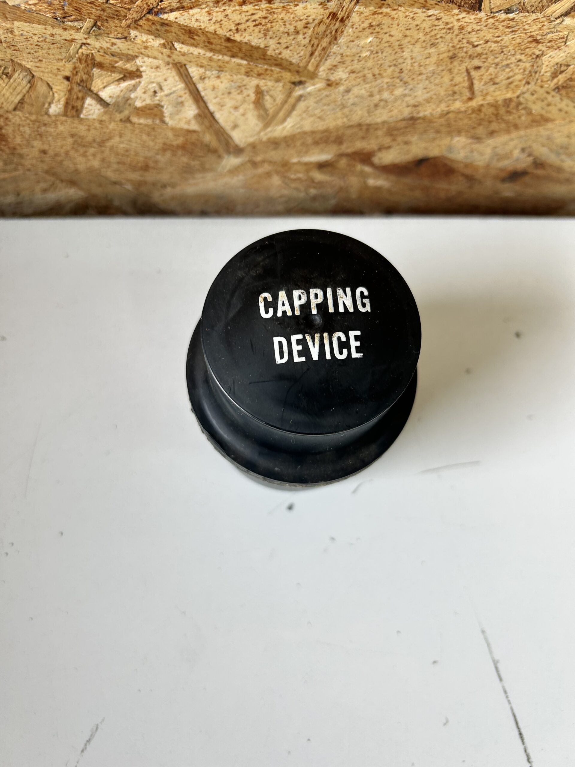 Nose Fuse Desensitizers. Original Can Includes 1 Decapper and 15 Nose Fuses. - Image 2